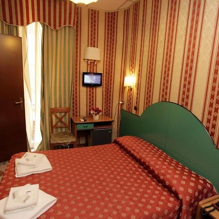 Hotel Hollywood Рим Екстер'єр фото