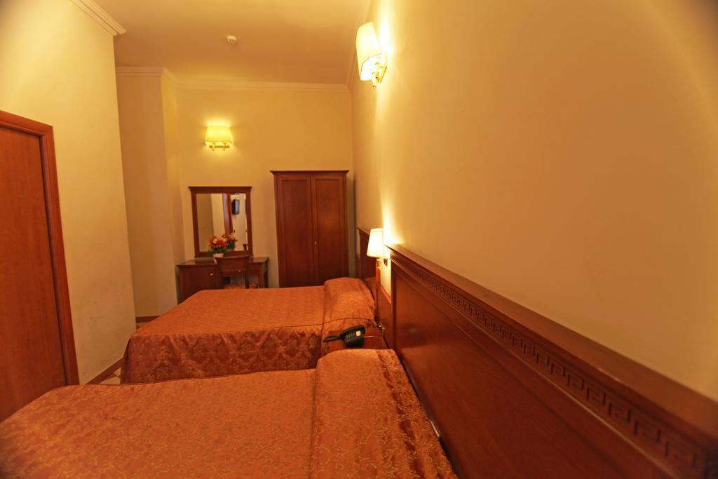 Hotel Hollywood Рим Екстер'єр фото