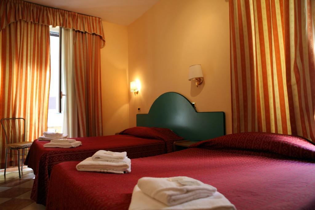 Hotel Hollywood Рим Номер фото