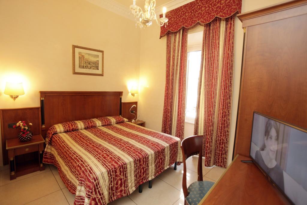 Hotel Hollywood Рим Екстер'єр фото