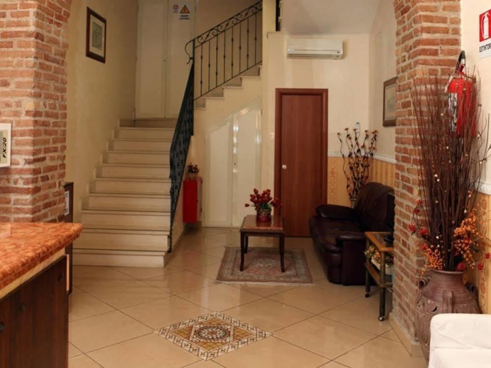 Hotel Hollywood Рим Екстер'єр фото