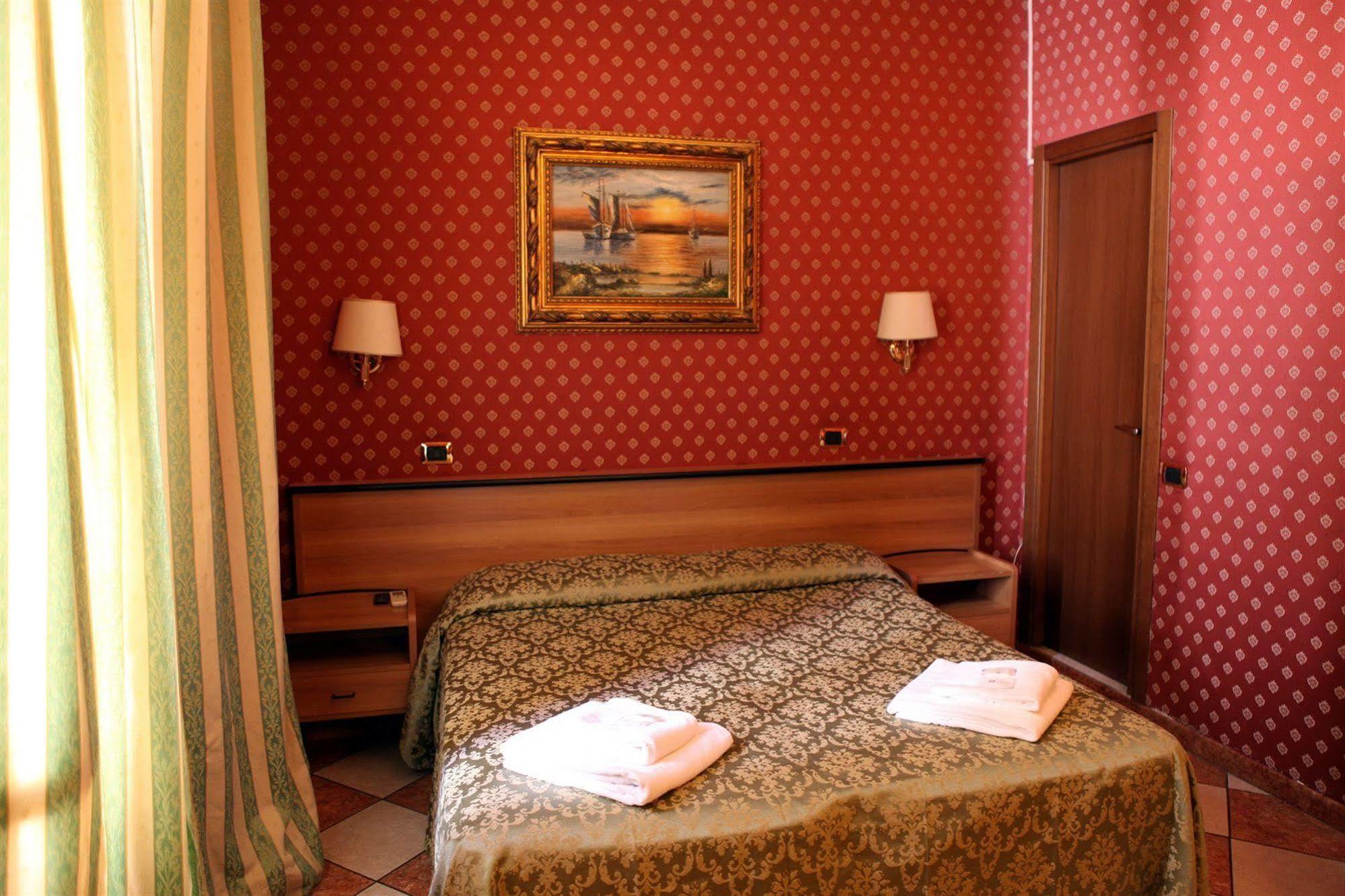 Hotel Hollywood Рим Екстер'єр фото